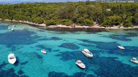 Iles de Lerens/ Villa Mayeven